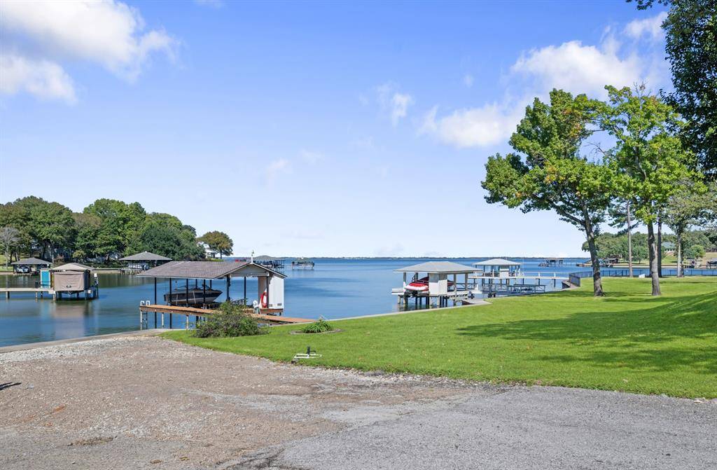 Streetman, TX 75859,190 Deerwood Circle