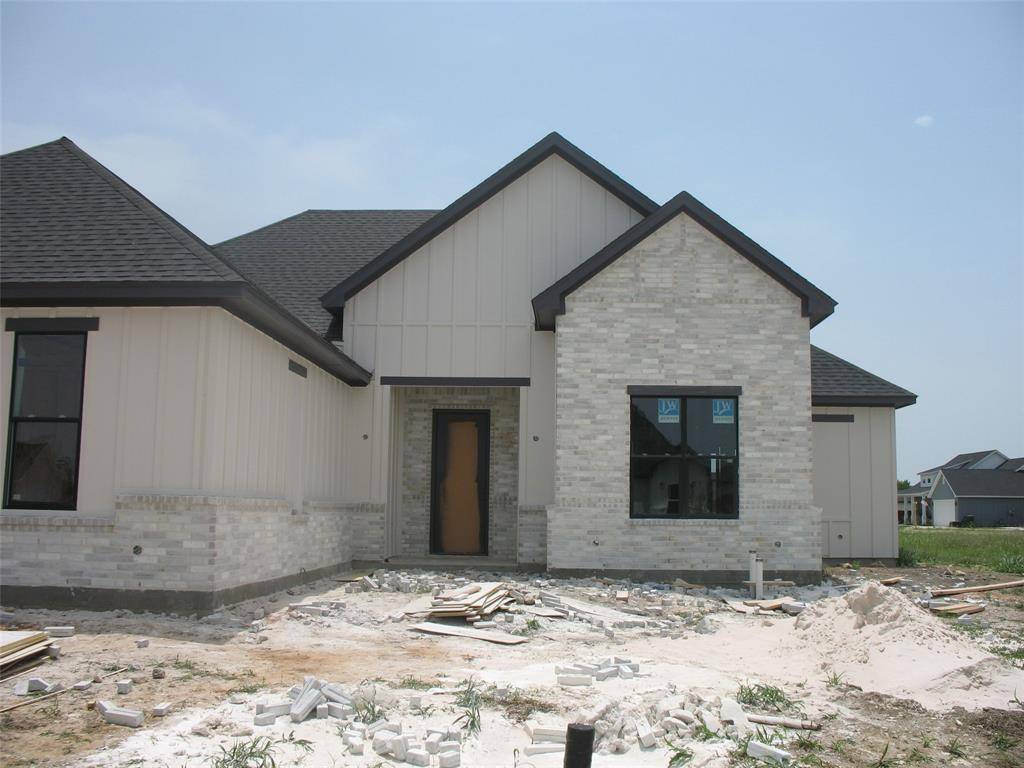 Godley, TX 76044,201 Cliff Court