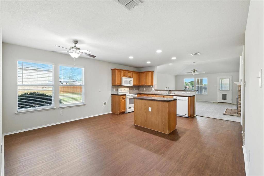 Cross Roads, TX 76227,8801 King Ranch Drive