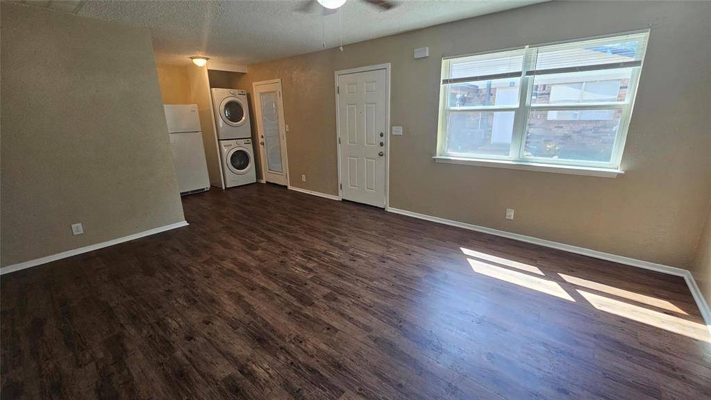 Lake Dallas, TX 75065,212 S Shady Shores Road