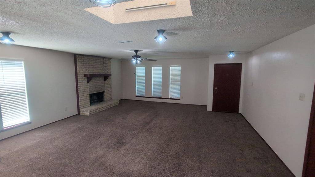 Arlington, TX 76016,3705 Fort Hunt Drive