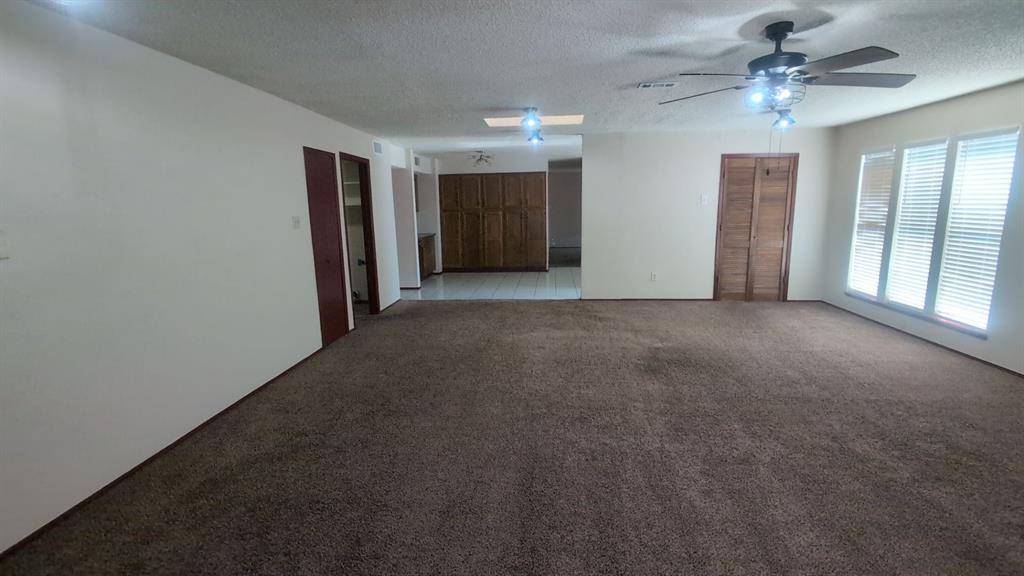 Arlington, TX 76016,3705 Fort Hunt Drive