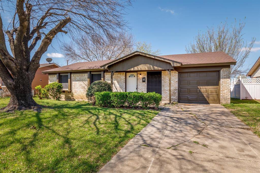 Dallas, TX 75211,831 Cherry Laurel Lane
