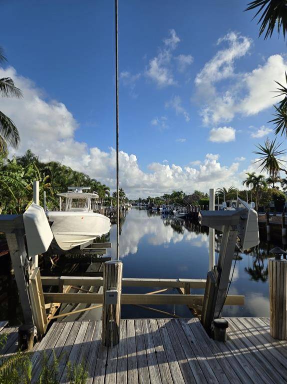 Pompano Beach, FL 33060,711 SE 5th Ct