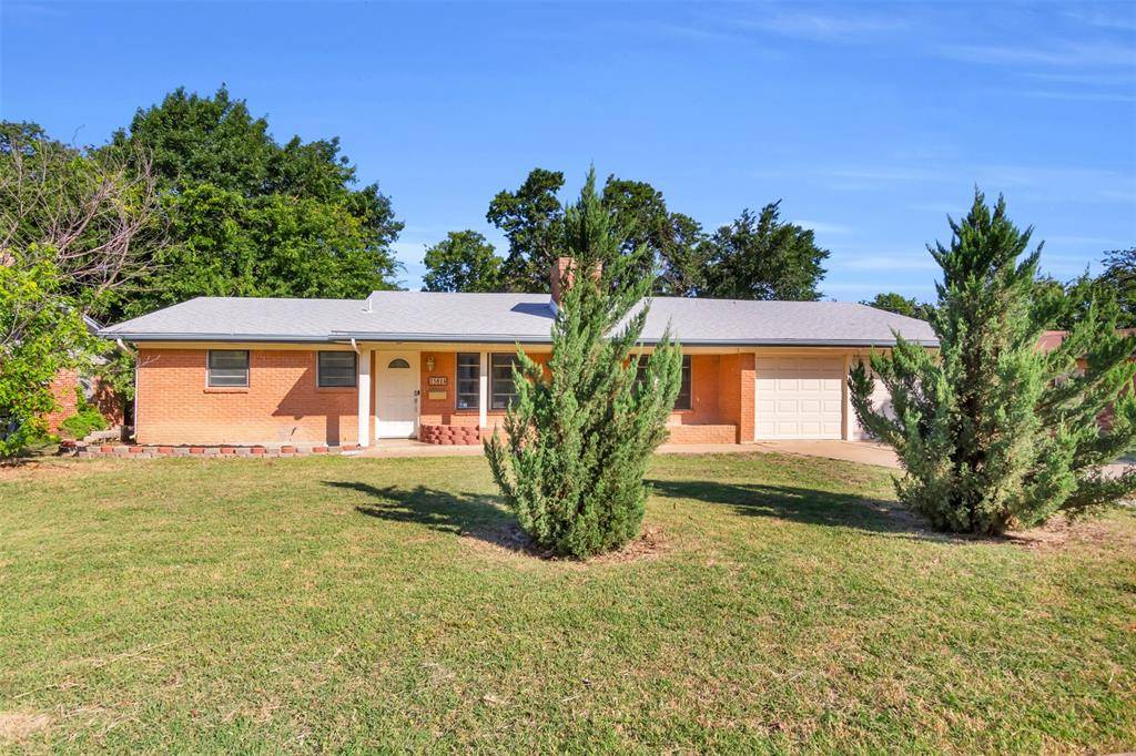 Fort Worth, TX 76133,5624 Waltham Avenue