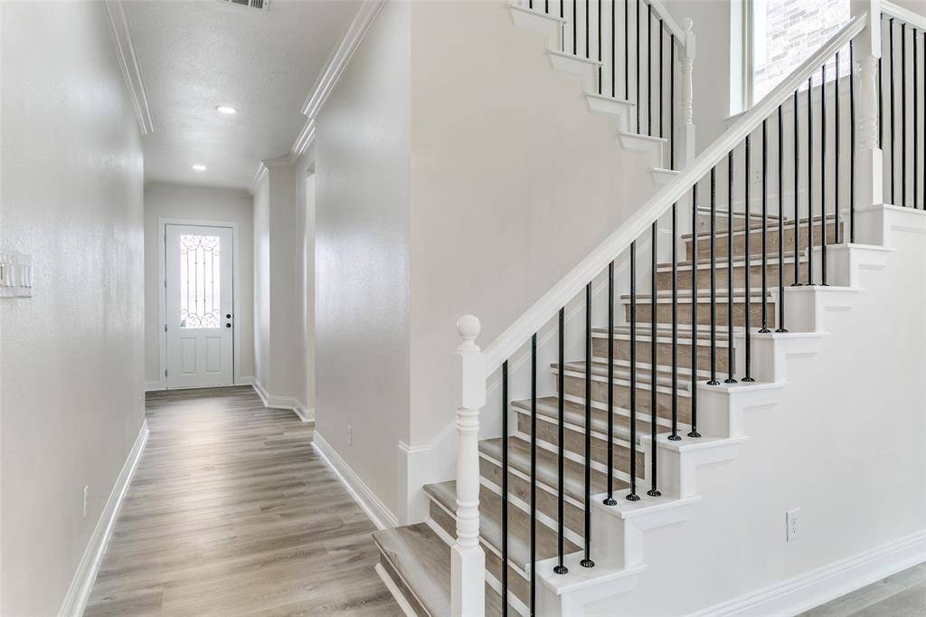 Irving, TX 75039,523 Paddock