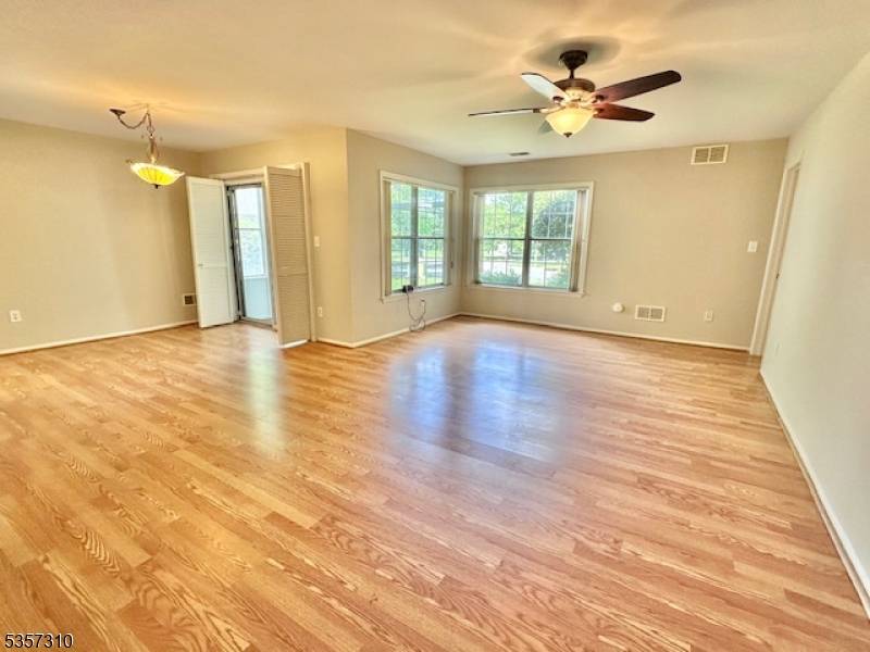 Monroe Twp., NJ 08831,13B Ashbourne Dr