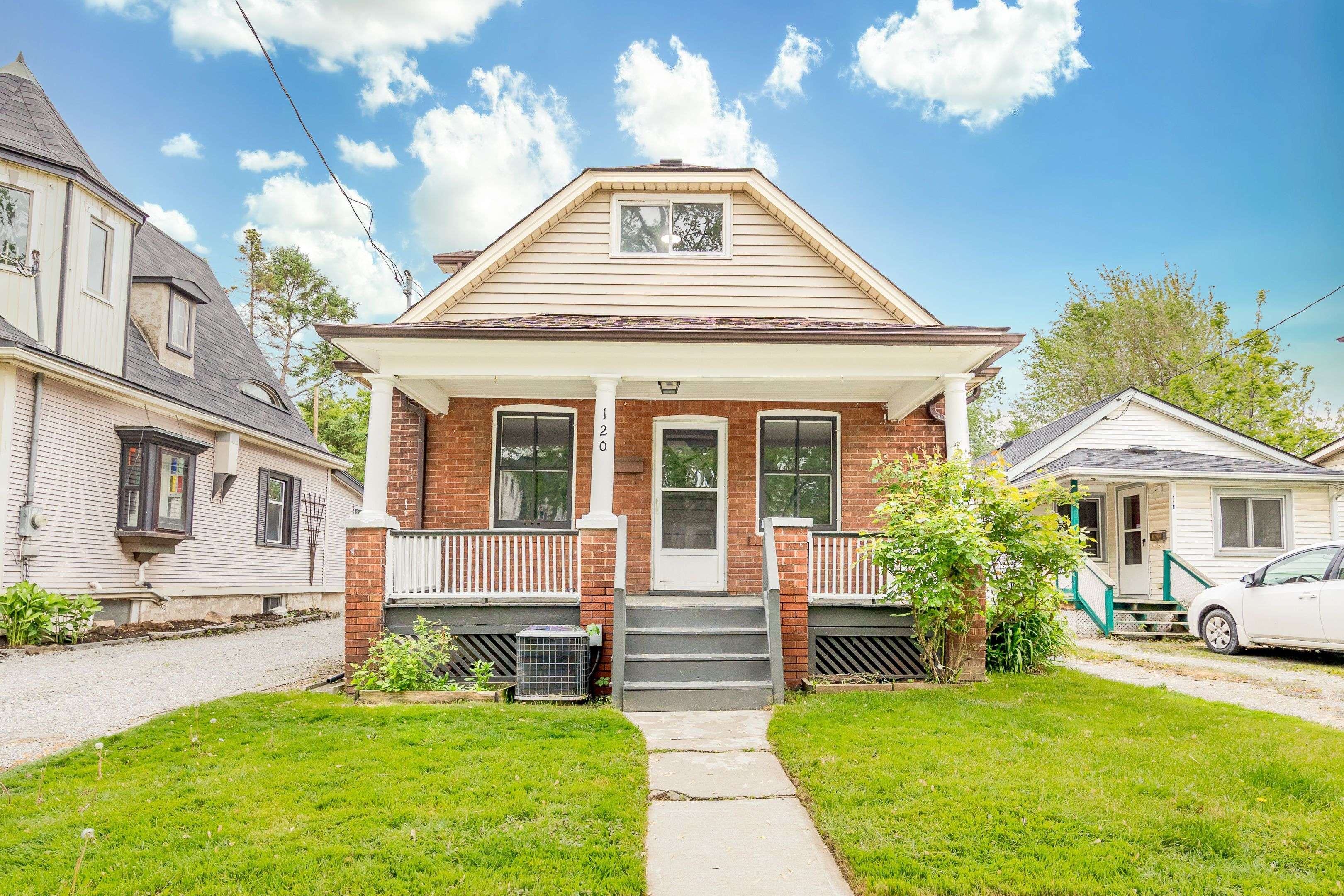 St. Catharines, ON L2R 4A9,120 Page ST