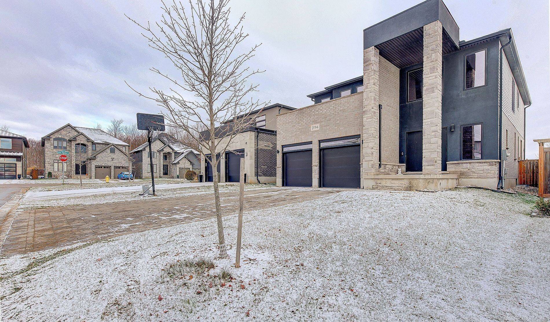 London South, ON N6P 0E9,2194 Westpoint HTS