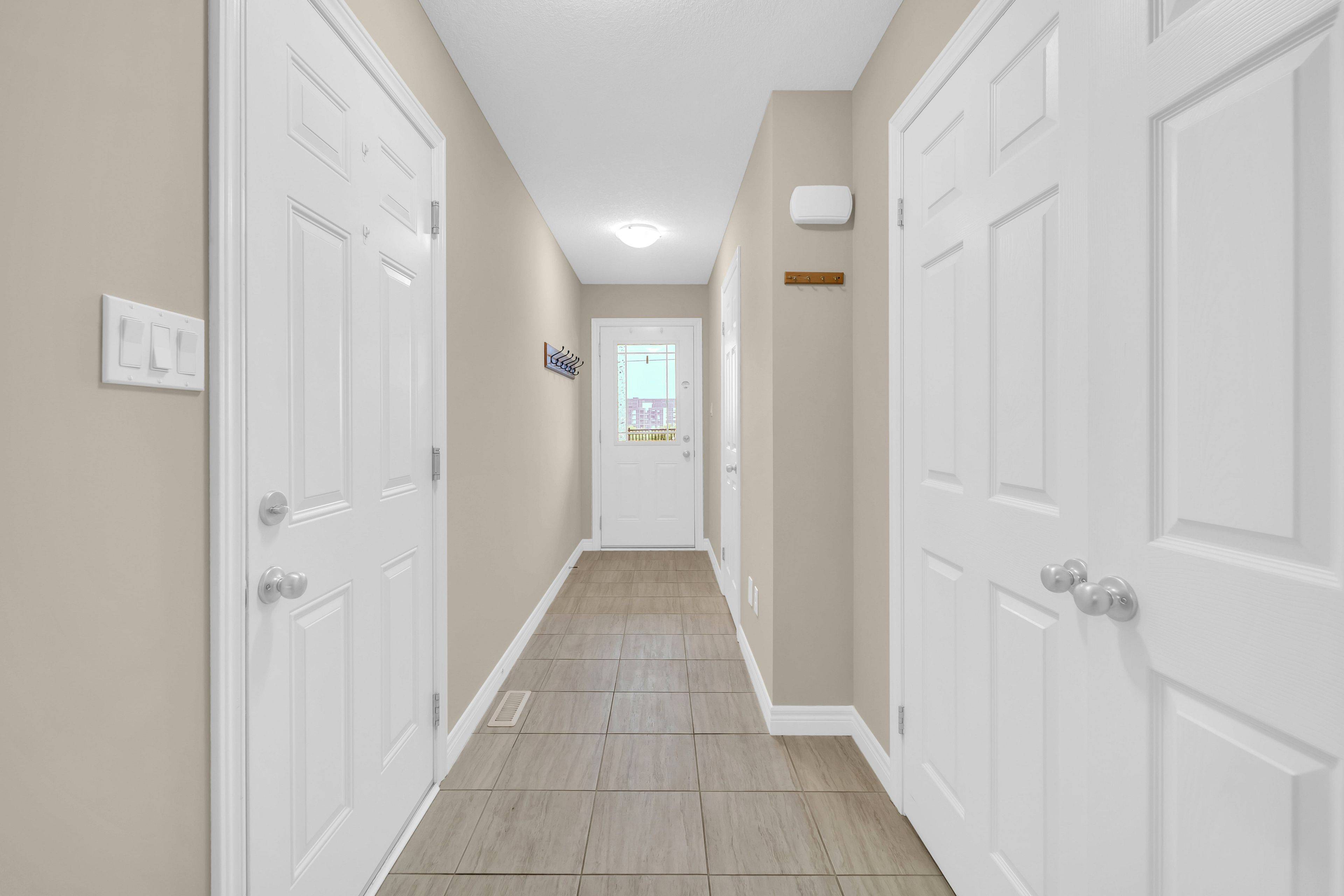 London South, ON N6K 0G5,1220 Riverbend RD #95