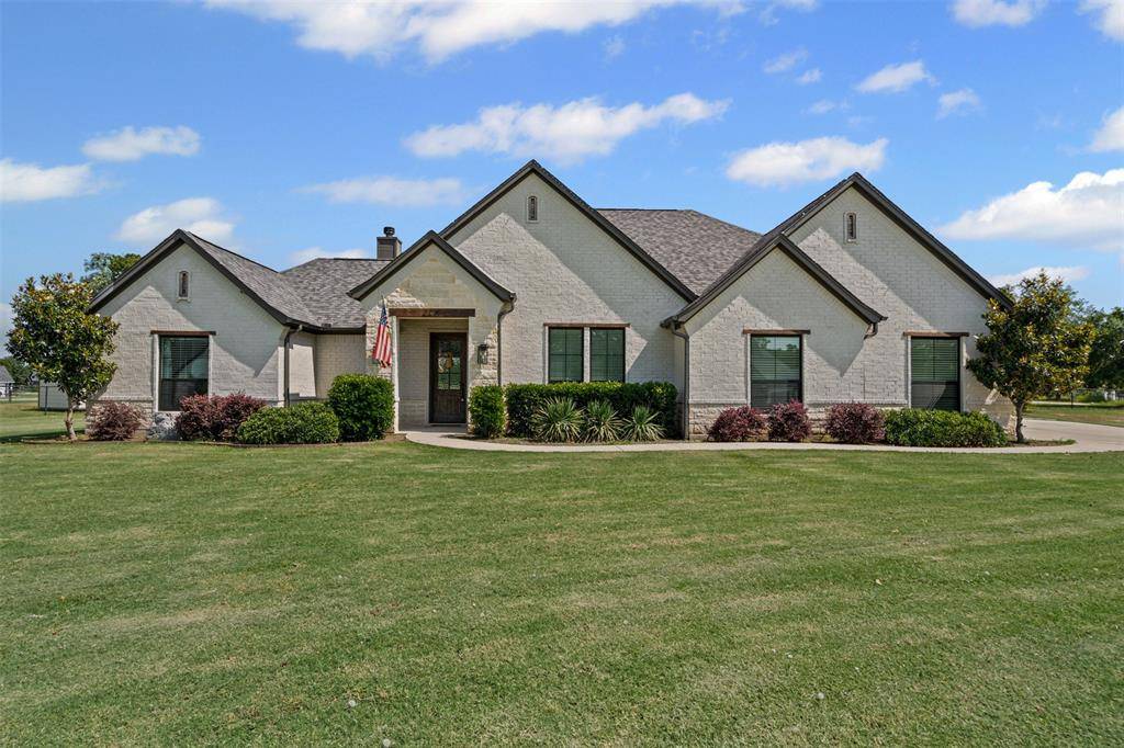 Reno, TX 76020,305 Scenic Creek Court