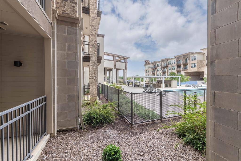 Carrollton, TX 75007,2700 Old Denton Road #1011