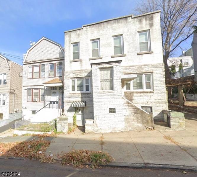 Jersey City, NJ 07306,42 Spruce St