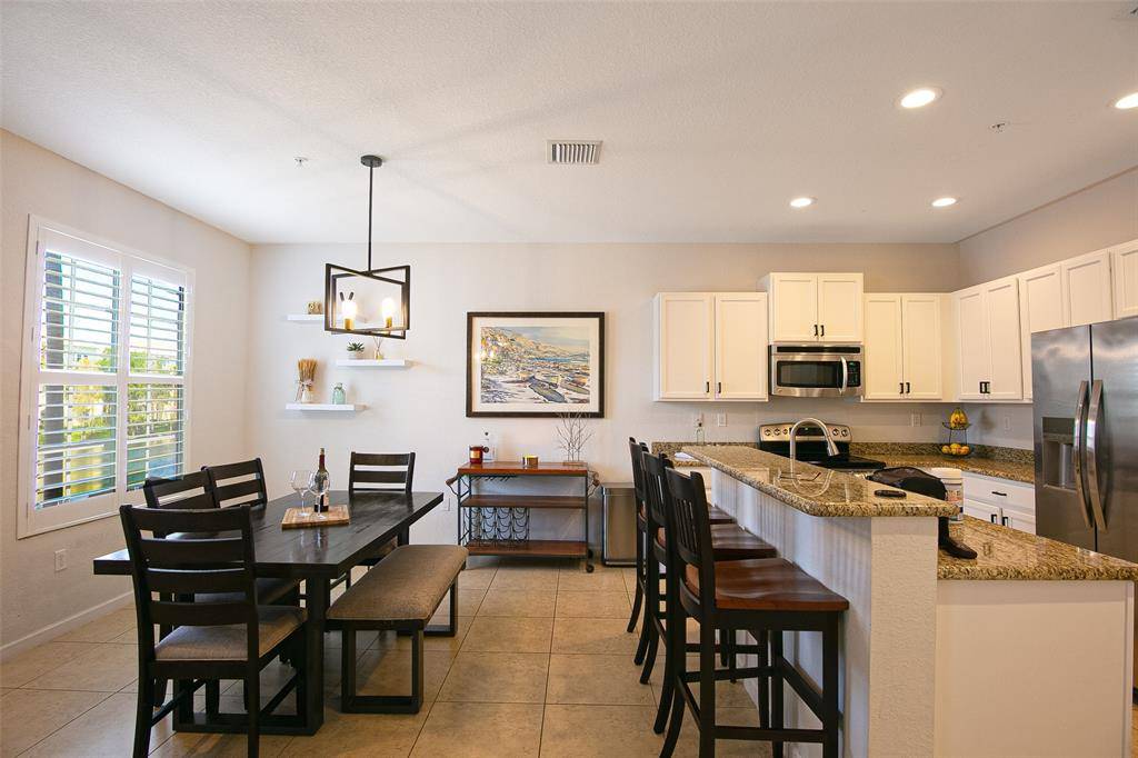 Pompano Beach, FL 33060,231 SW 7th St