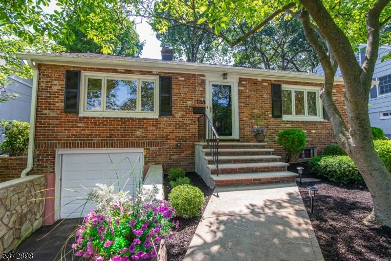 Glen Ridge Boro Twp., NJ 07028,138 Carteret St