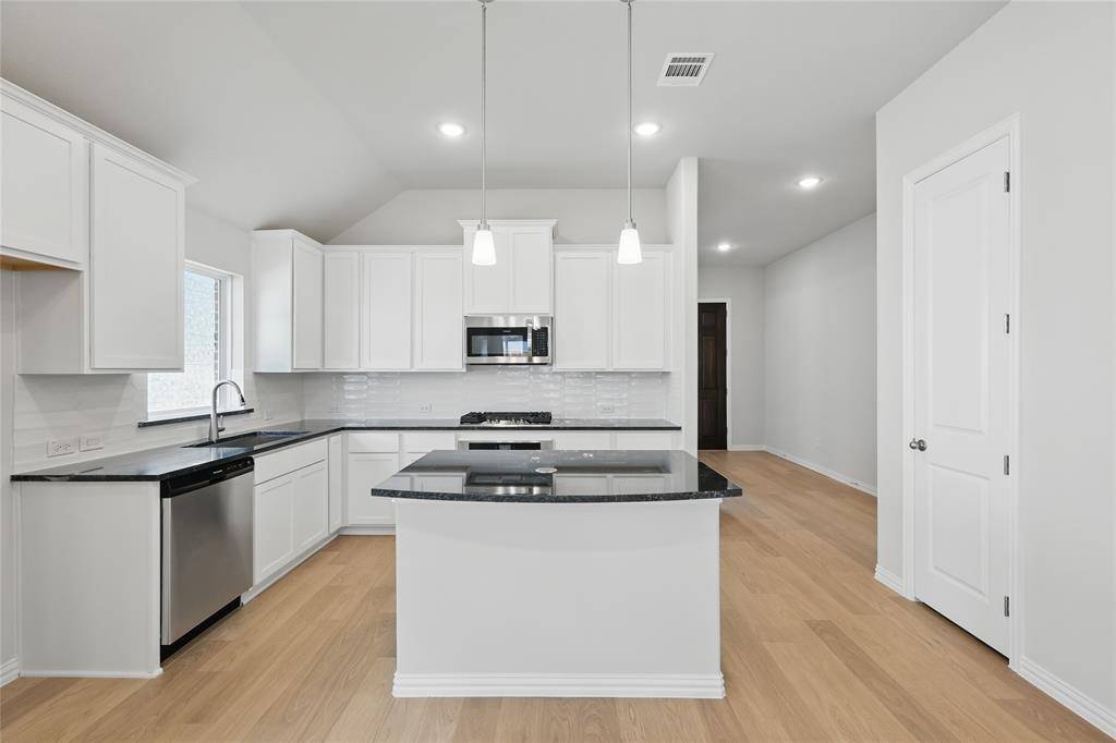 Fort Worth, TX 76247,16357 Renault Street
