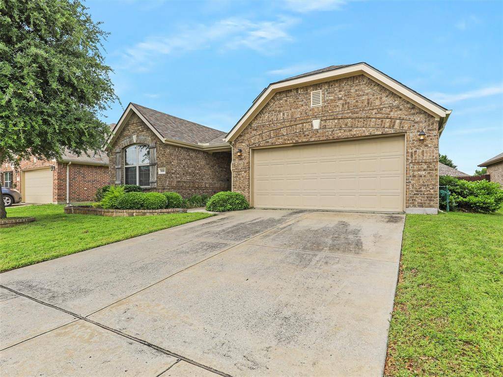Little Elm, TX 75068,900 E Silvermoon Drive