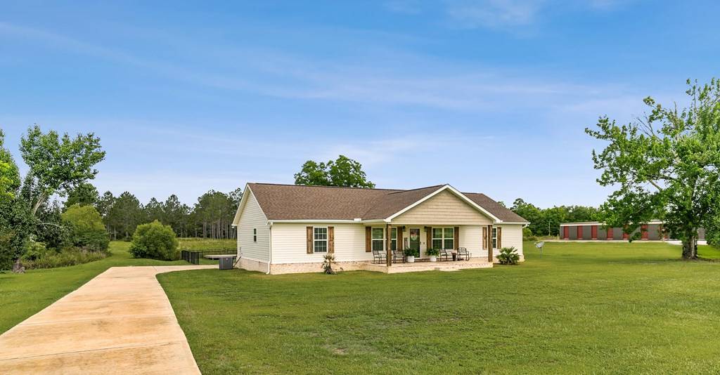 Slocomb, AL 36375,650 S County Road 9