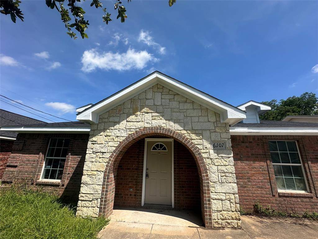 Dallas, TX 75217,6107 Elam Road