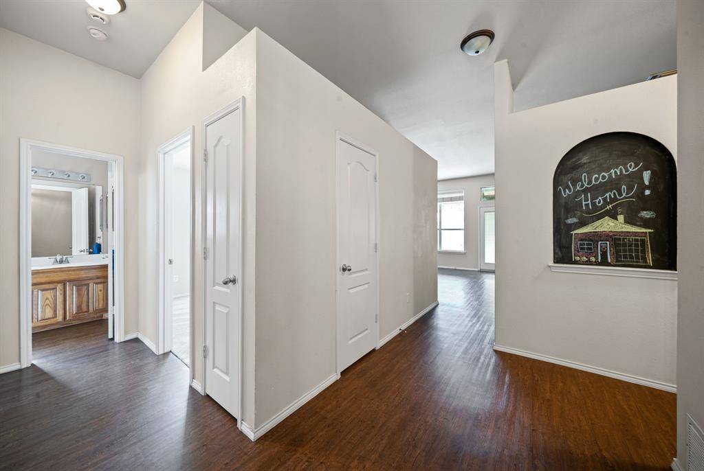 Fort Worth, TX 76053,8308 Winter Falls Trail