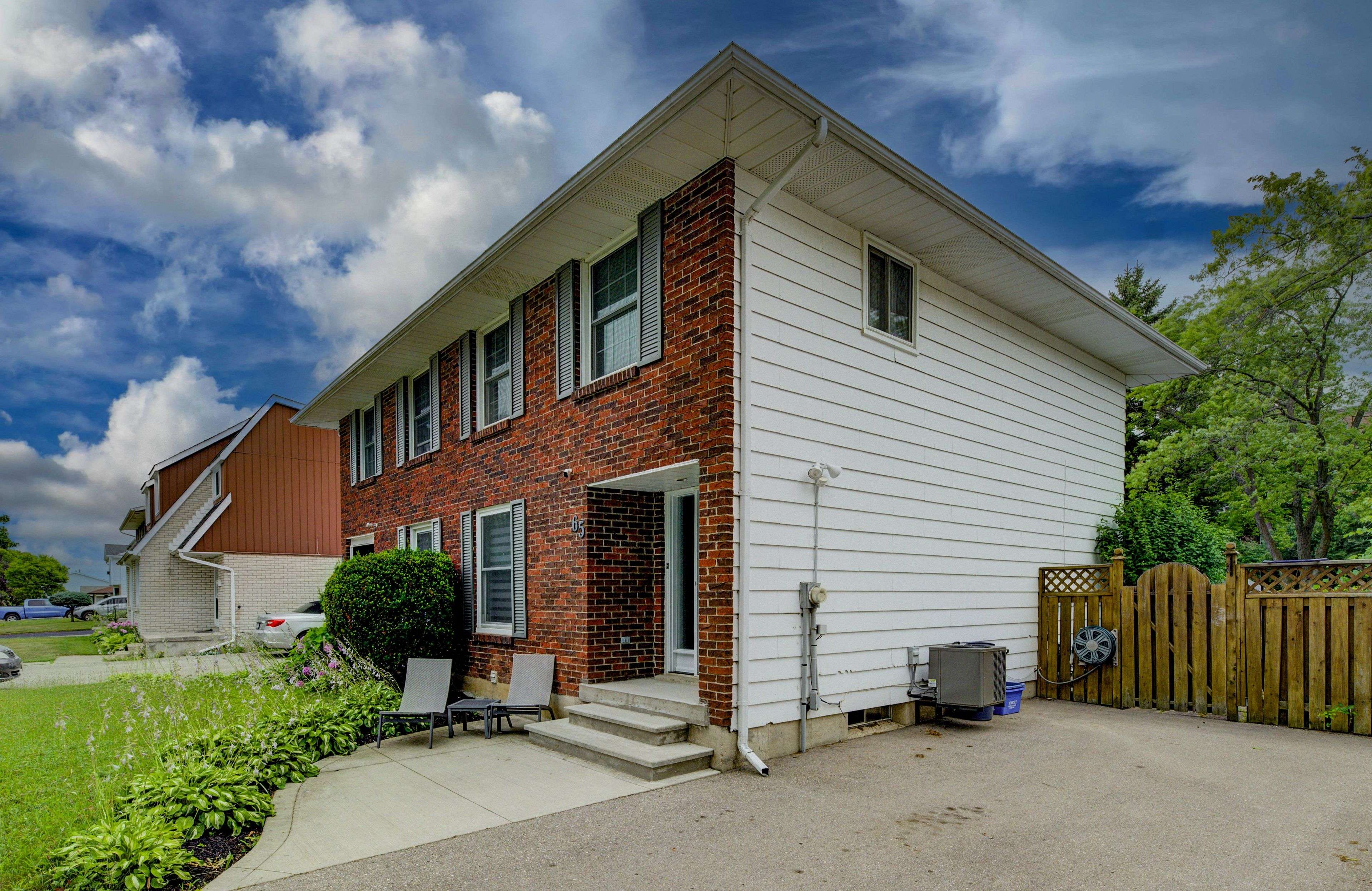 Kitchener, ON N2E 1M5,65 Selkirk DR