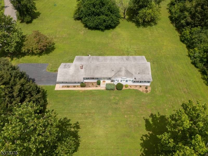 Raritan Twp., NJ 08822,1 Shady Ln