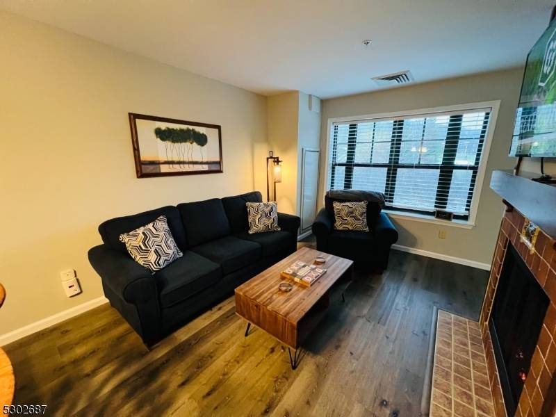 Vernon Twp., NJ 07462,200 State Rt 94 Unit 212 #212