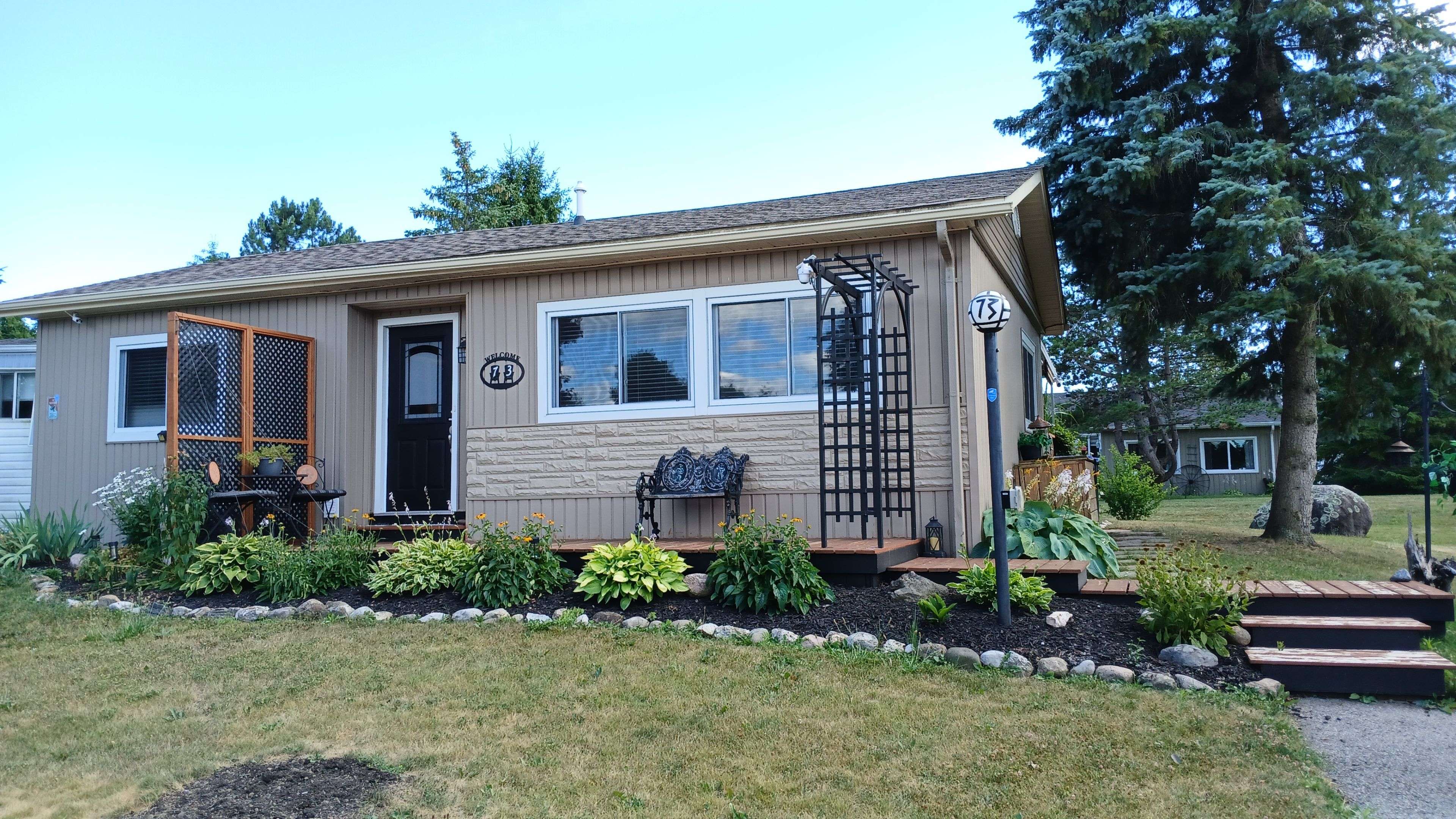 Innisfil, ON L9S 1P3,73 Linden LN