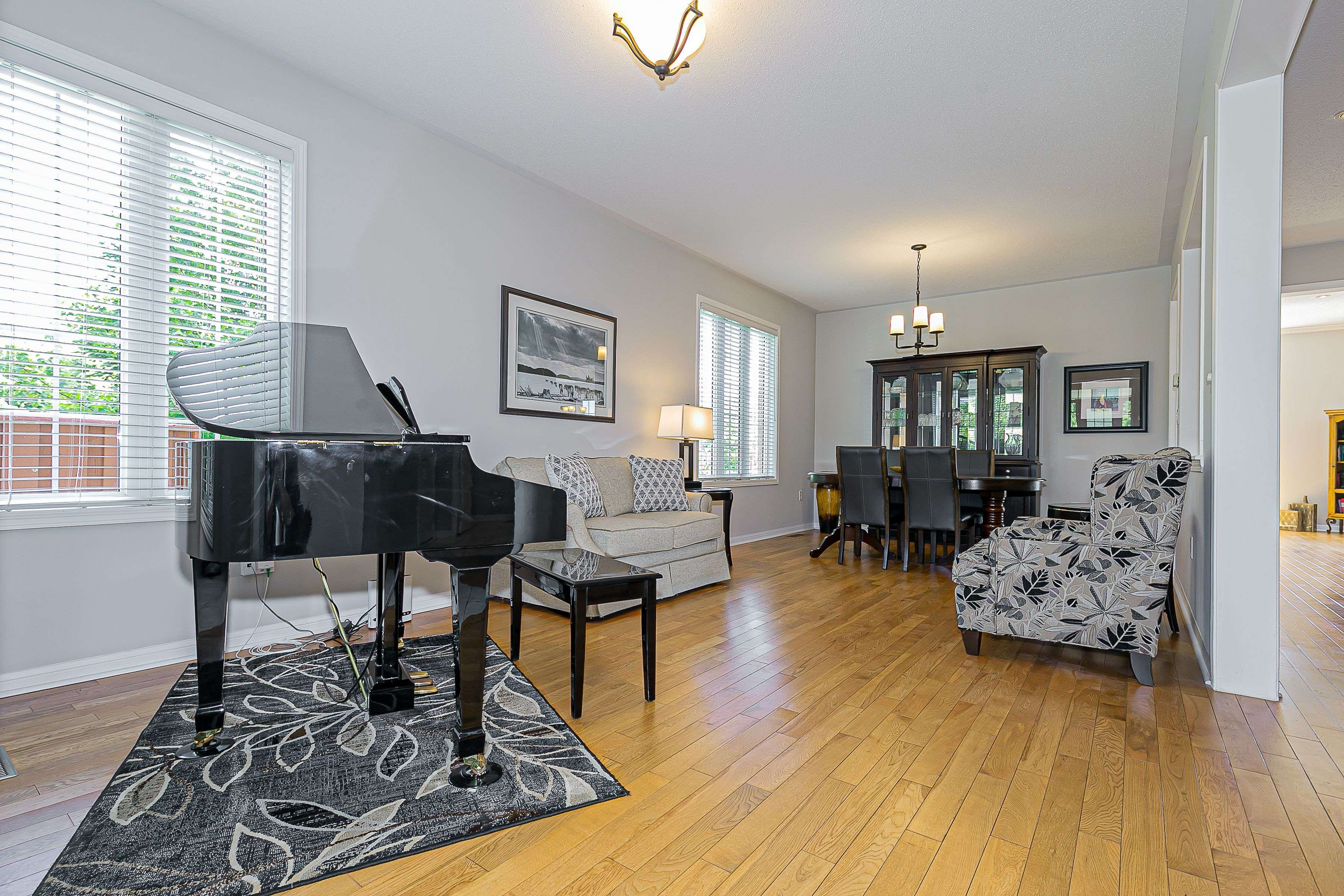 Richmond Hill, ON L4E 4N5,49 Pagoda DR