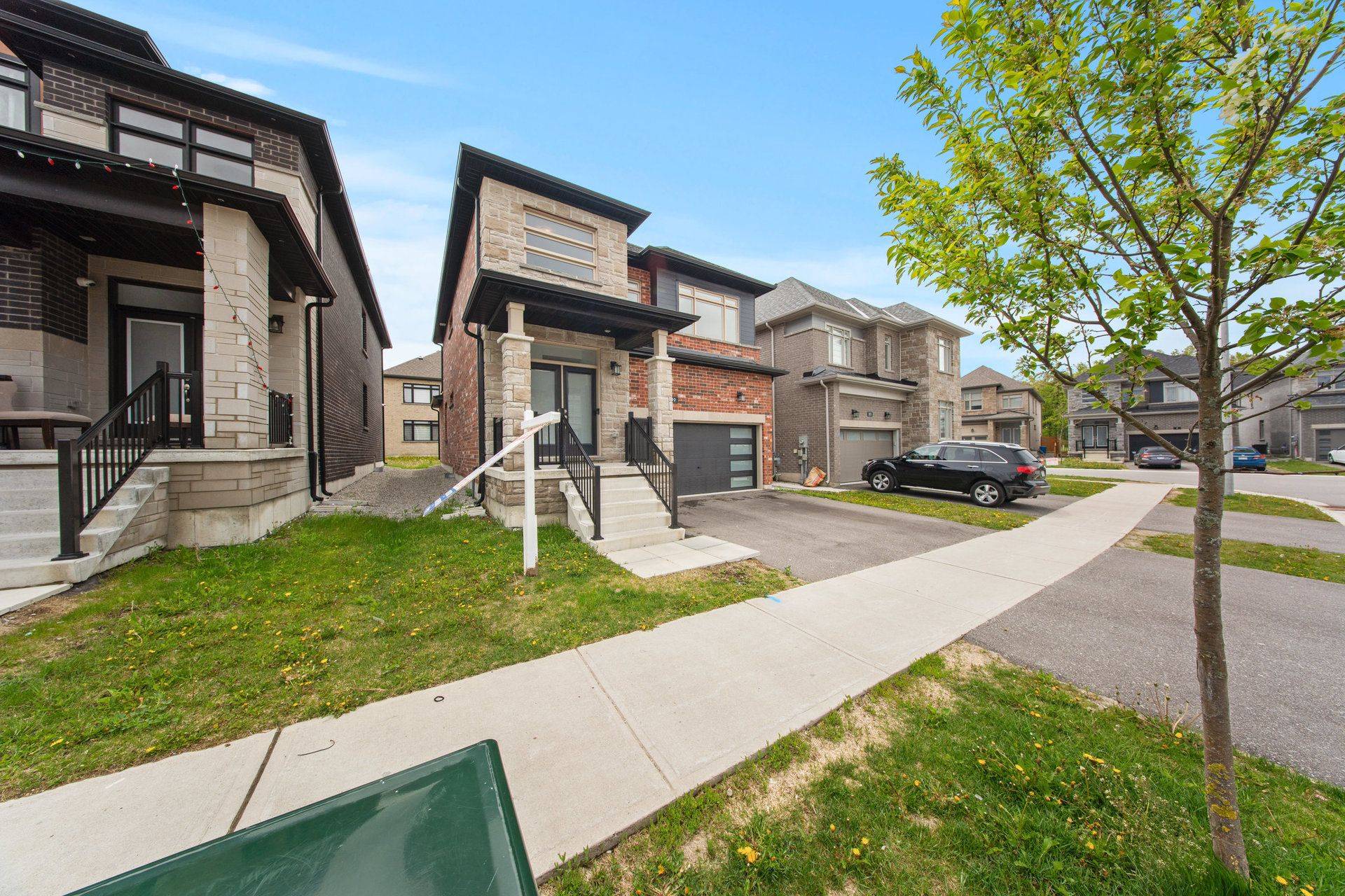 Barrie, ON L9J 0J1,199 Franklin TRL