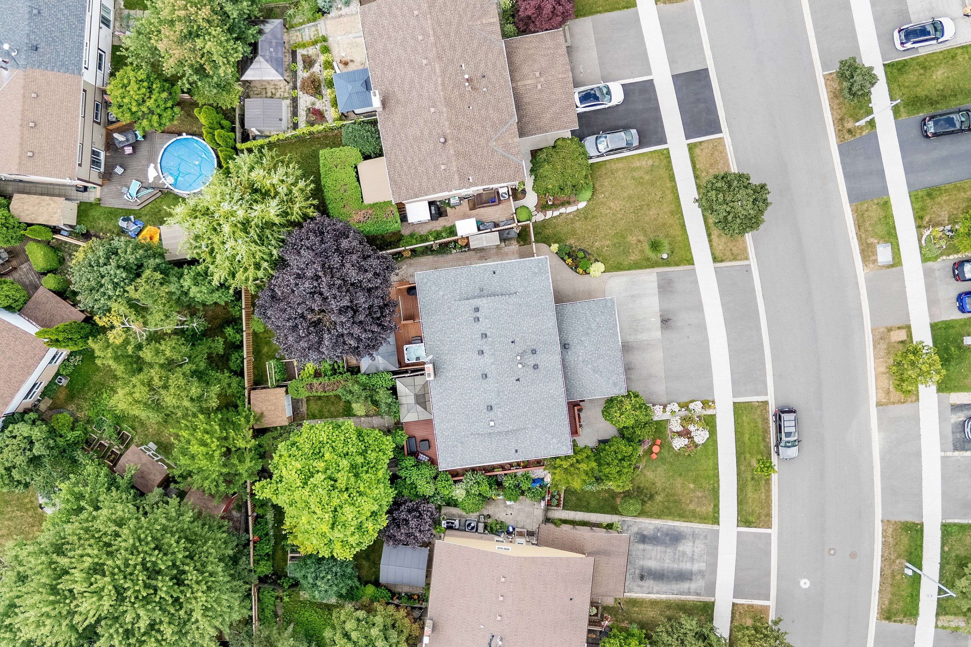 Burlington, ON L7M 1Y6,3104 Autumn Hill CRES