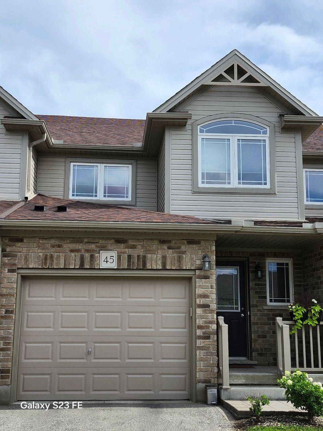 London South, ON N6K 0G5,1220 RIVERBEND RD #45