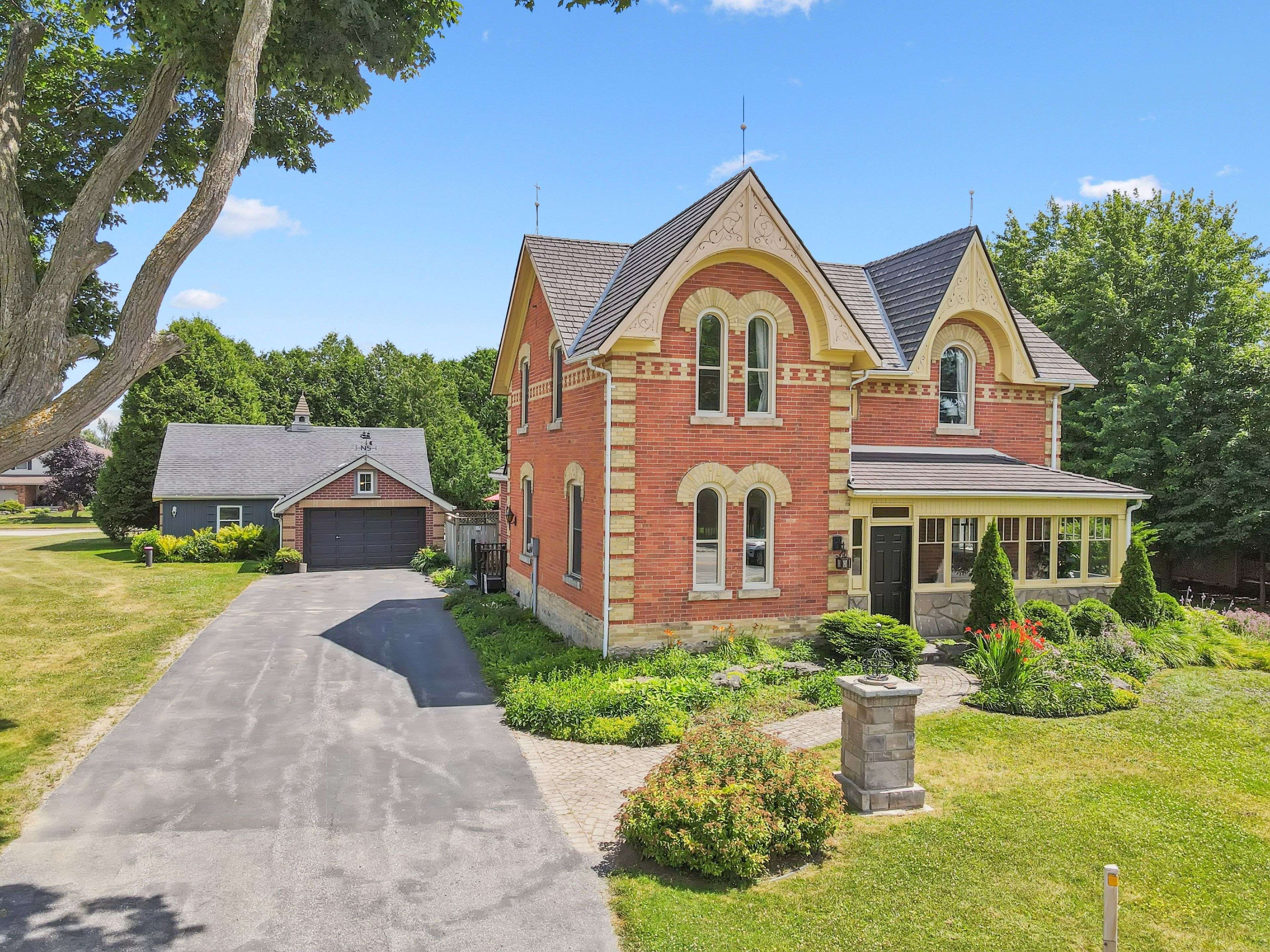 Centre Wellington, ON N1M 2W4,8077 Wellington Road 19 RD
