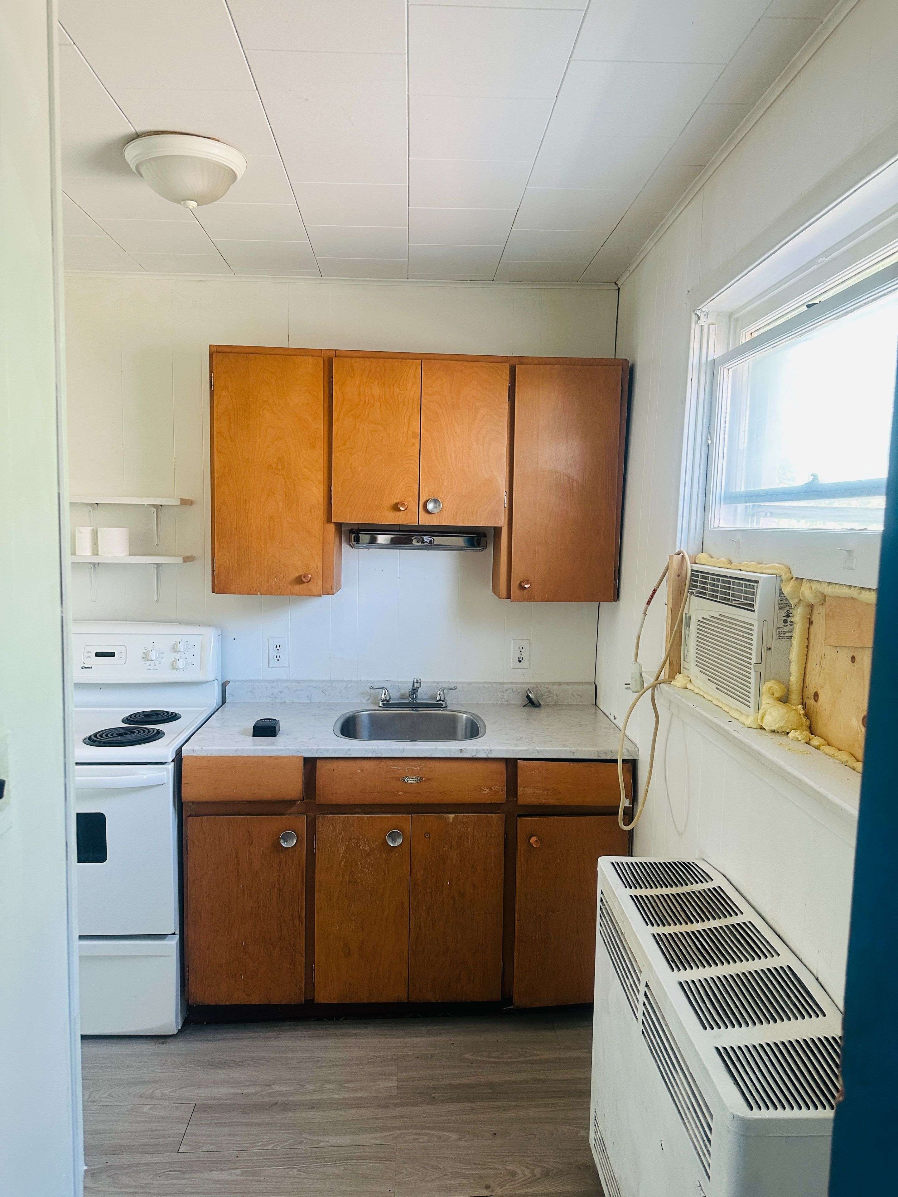 Woodstock, ON N4S 1J7,406 Simcoe ST #Unit 2