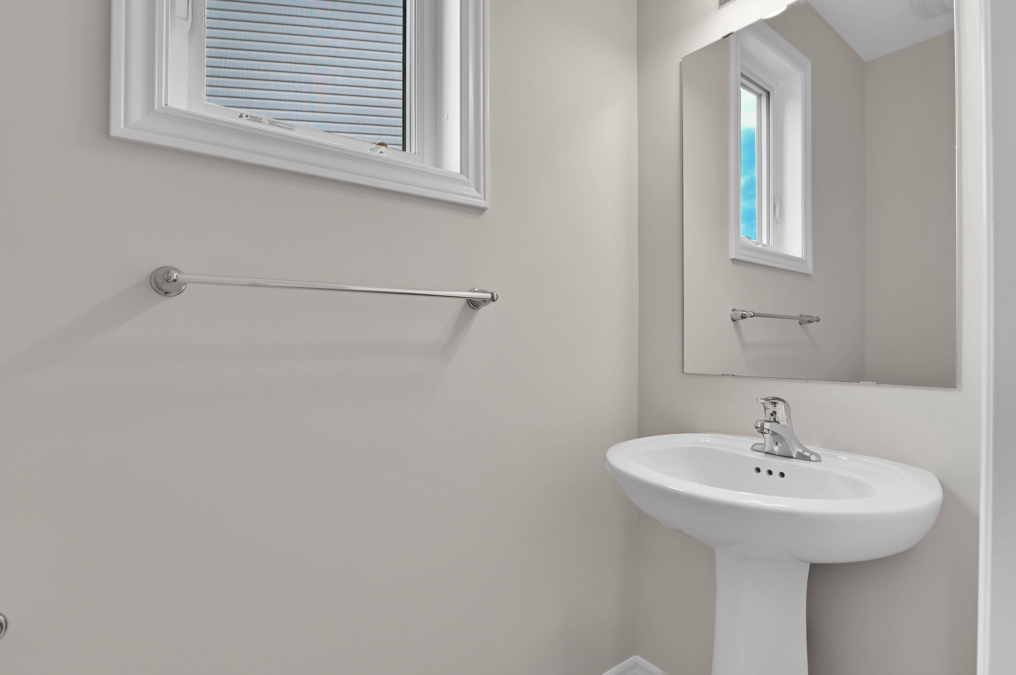 Orleans - Cumberland And Area, ON K4A 5M1,938 Socca CRES