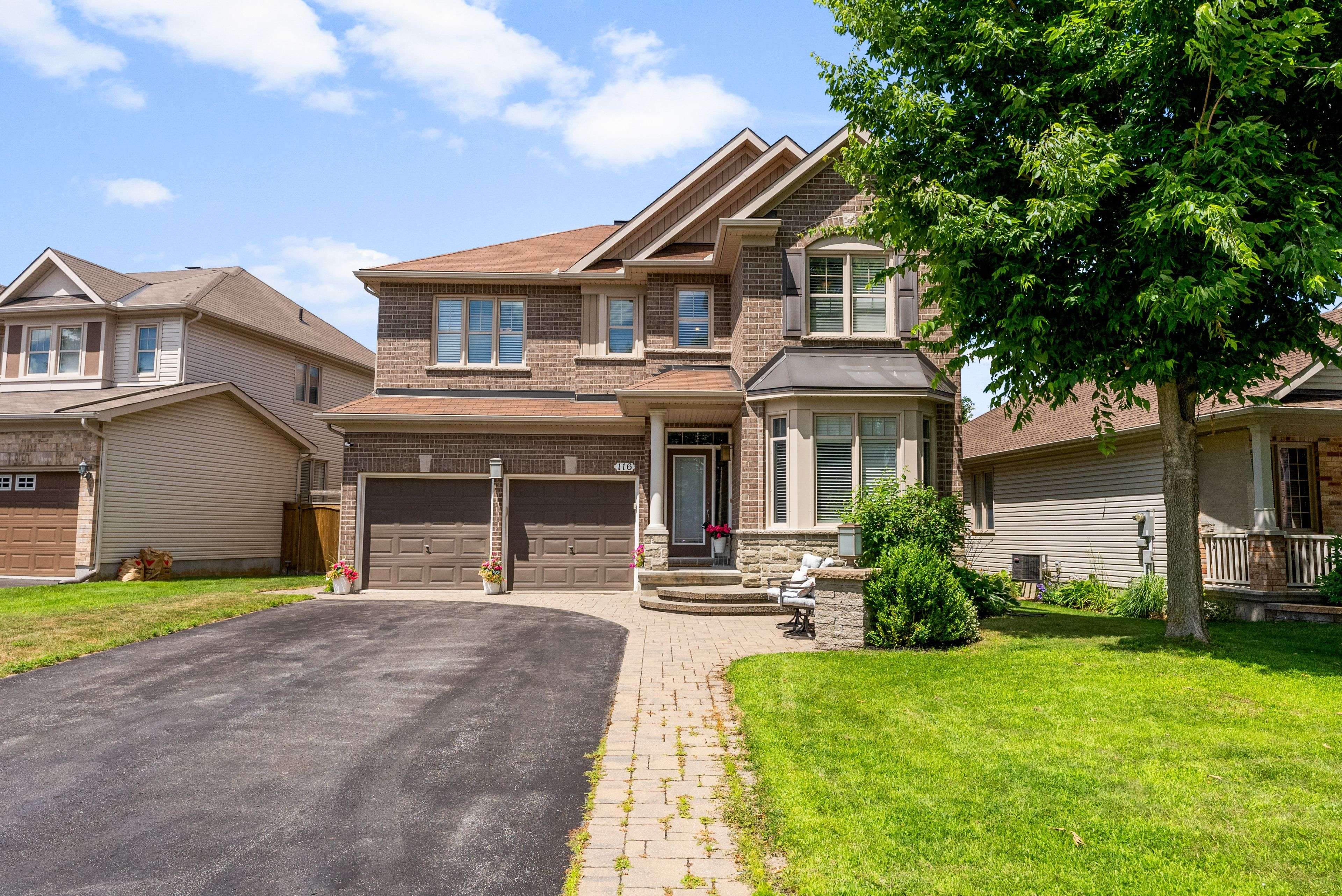 Stittsville - Munster - Richmond, ON K2S 2G4,116 Coyote CRES
