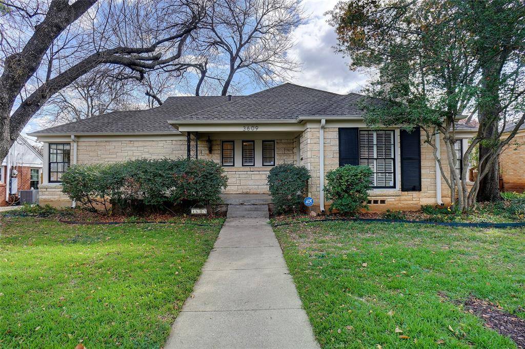 Fort Worth, TX 76109,3609 Rogers Avenue
