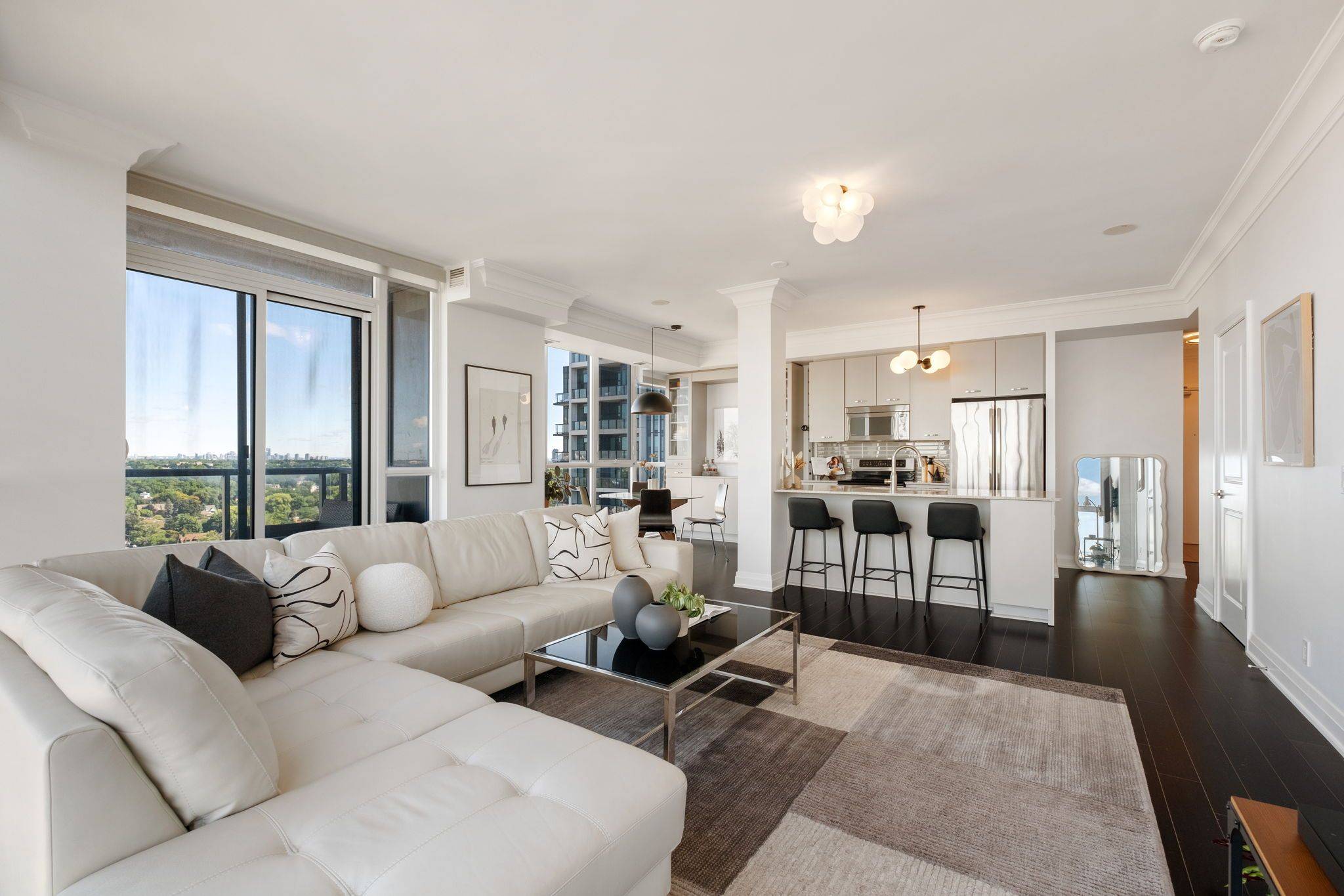 Toronto C03, ON M6C 0A2,530 St Clair AVE #1602