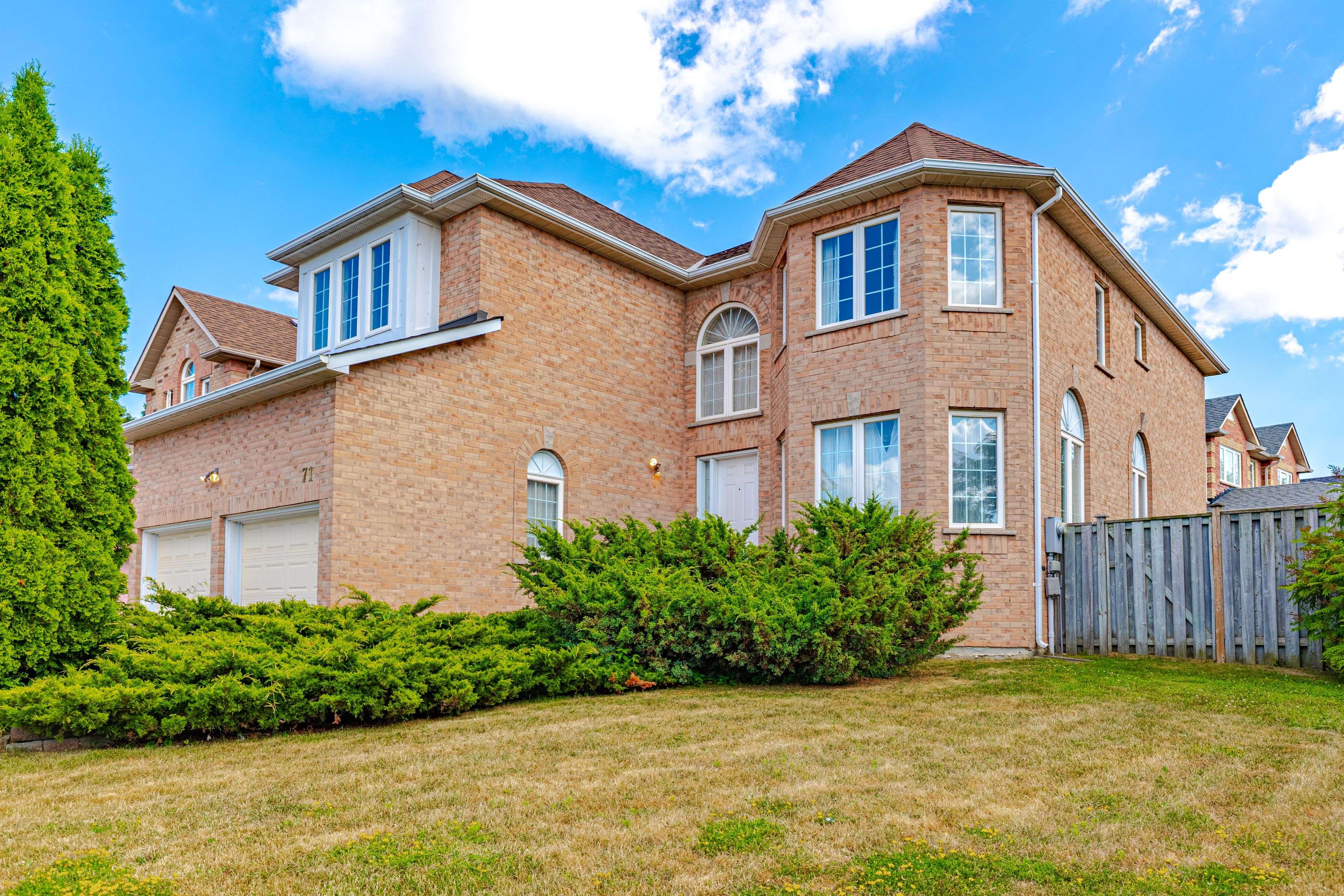 Markham, ON L3S 3Y3,71 Gillingham AVE