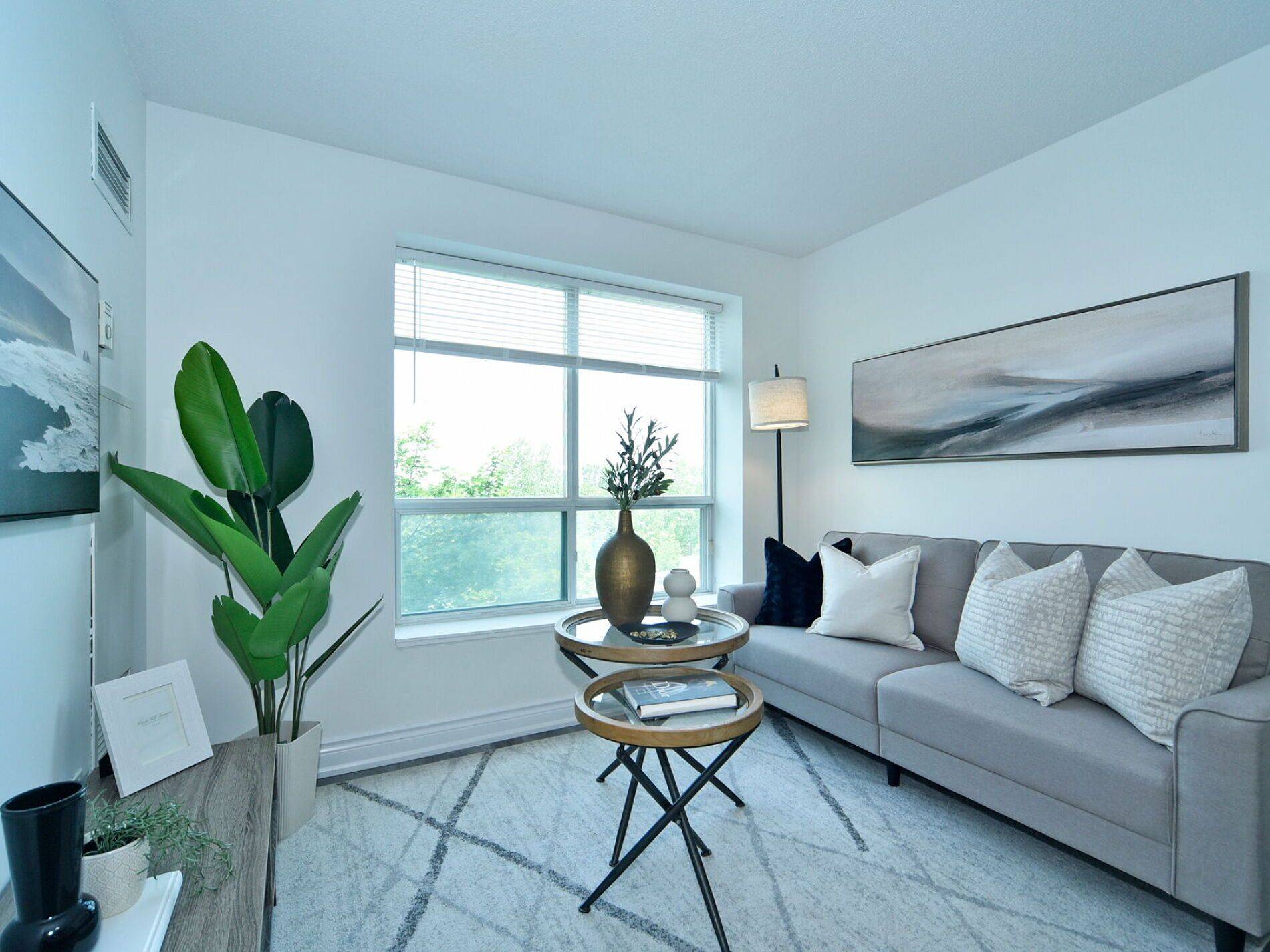 Richmond Hill, ON L4B 4P6,51 Baffin CT #501