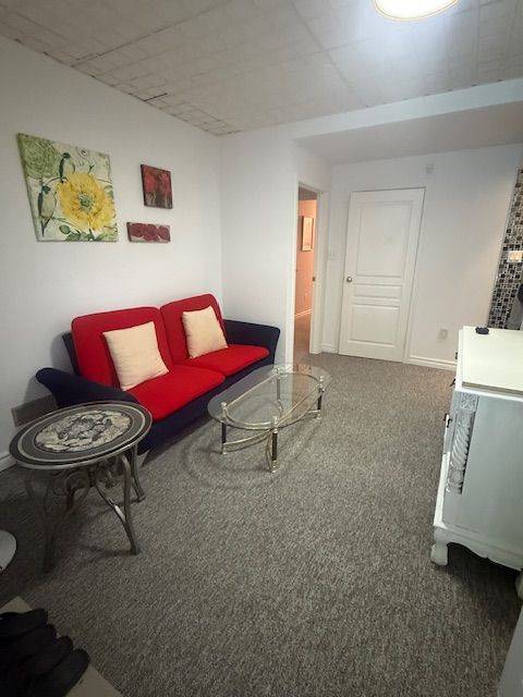 Richmond Hill, ON L4C 9L6,31 Cooperage CRES #Basement