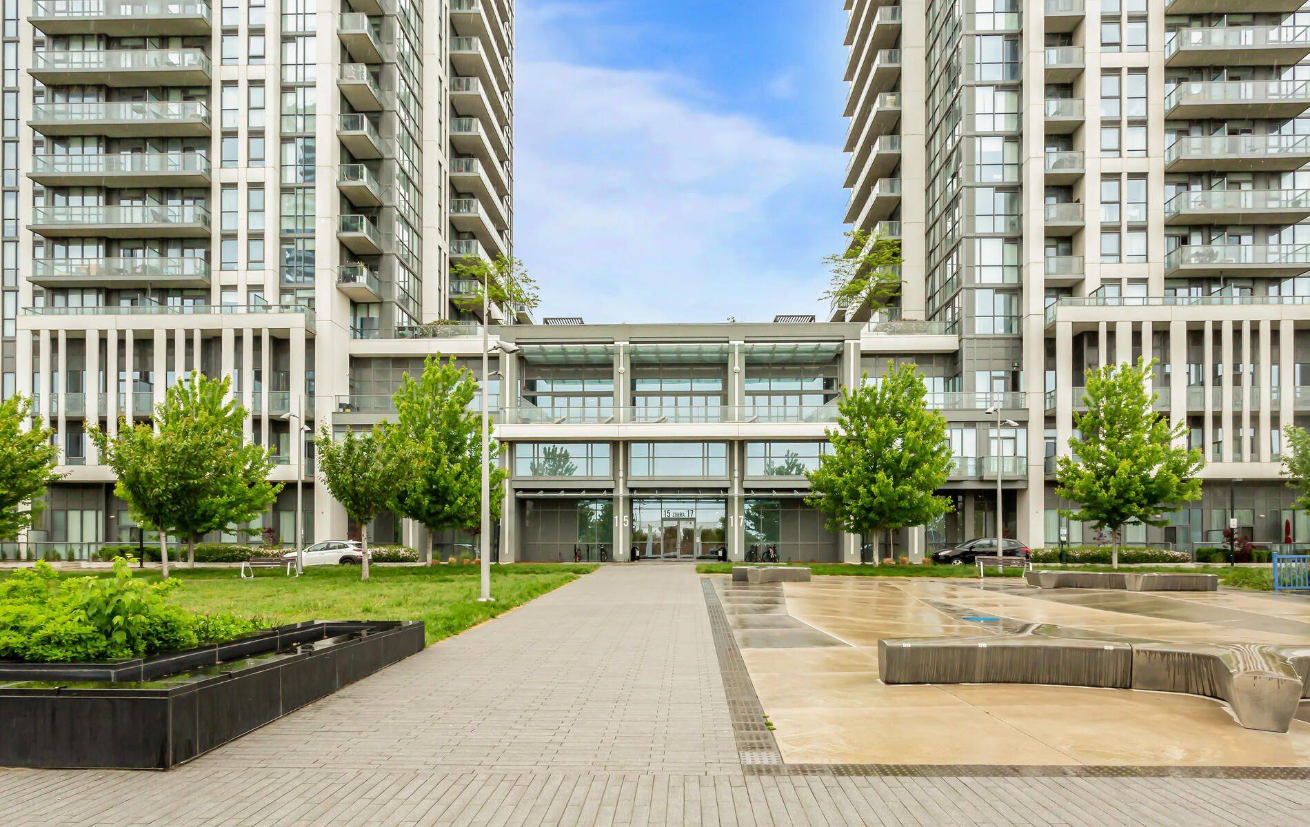 Toronto W08, ON M8Z 0C8,17 Zorra ST #PH01