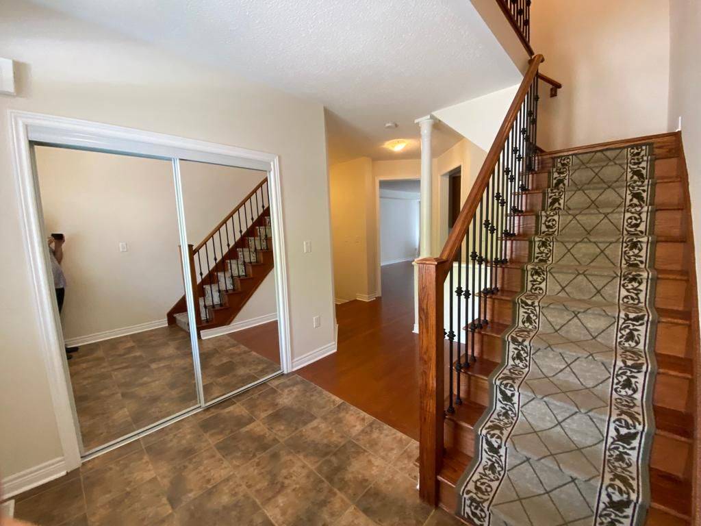 Oakville, ON L6M 0M3,2019 Trawden WAY #51