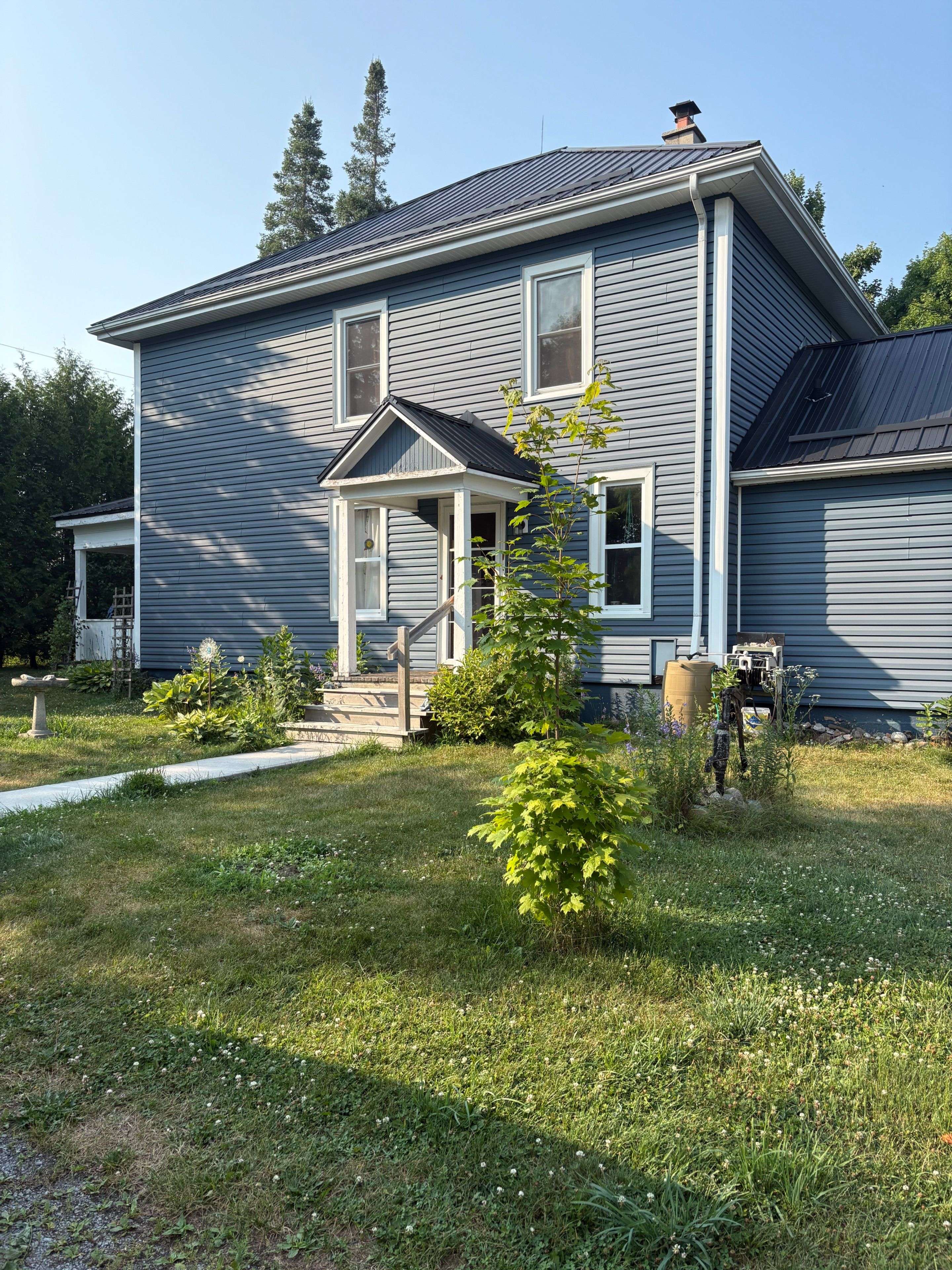 Madoc, ON K0K 2K0,412 Cooper RD