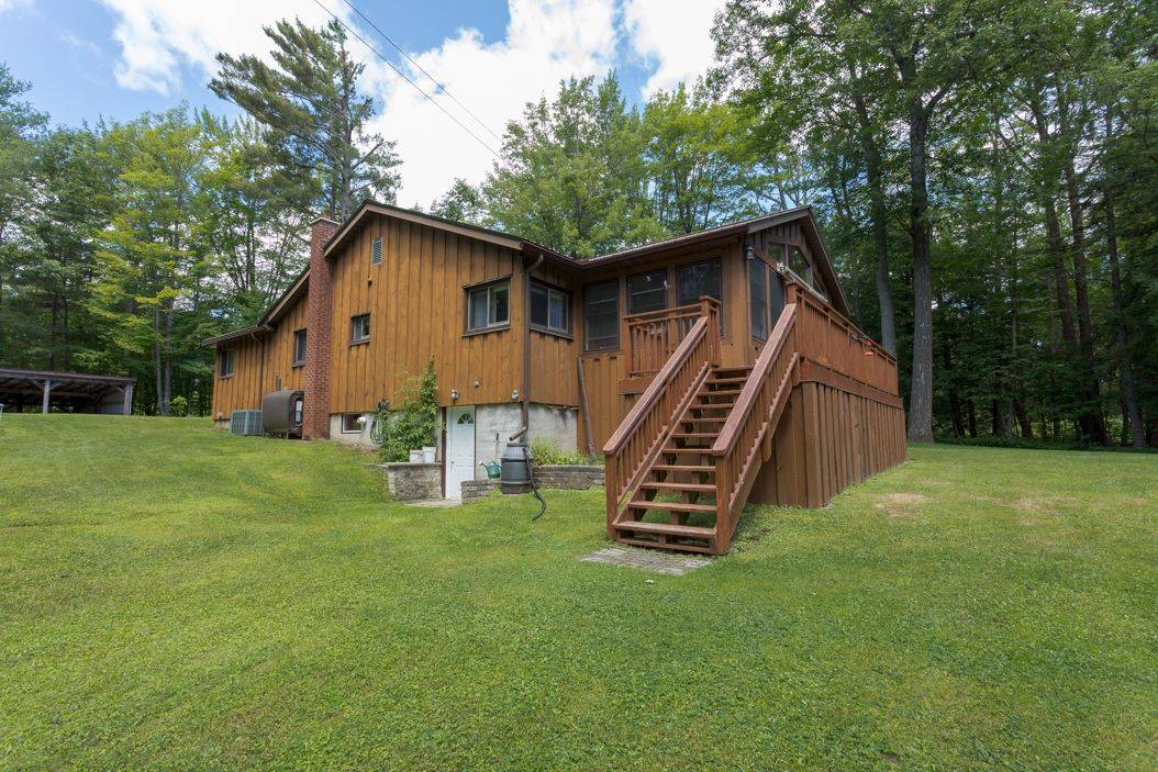 Bracebridge, ON P1L 0A1,10 Muskoka Pines RD