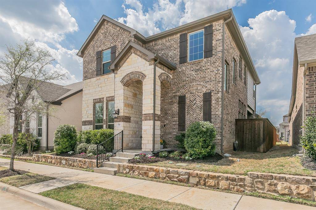 Argyle, TX 76226,711 Artesian Drive