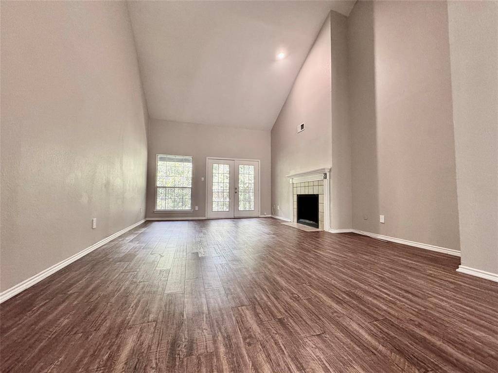 Dallas, TX 75211,2506 Wedglea Drive #108