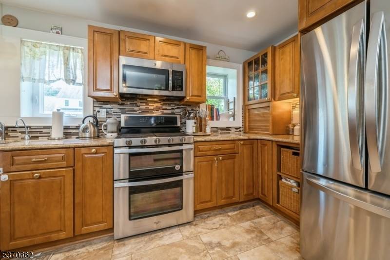 Newton Town, NJ 07860,36 W End Ave