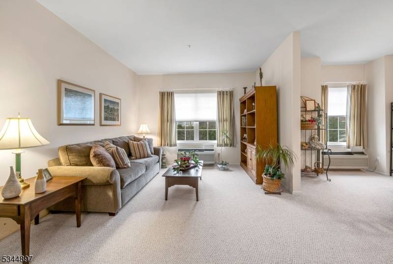 West Milford Twp., NJ 07480,4308 Richmond Road #308