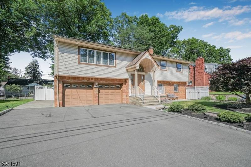 Totowa Boro, NJ 07512,280 Lincoln Ave